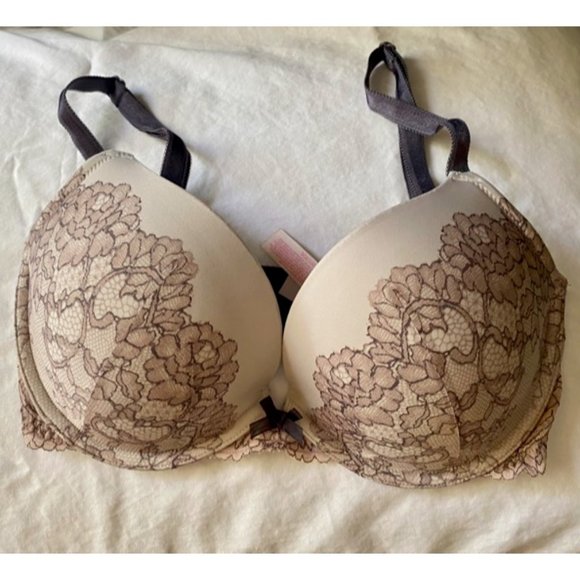Victoria’s Secret Dream Angels Lace push-up with padding bra 32DD - Picture 1 of 4